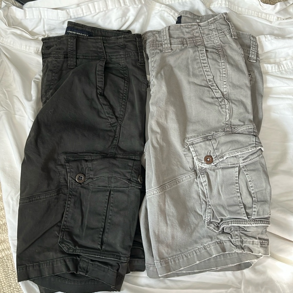 American Eagle men’s 28 inch Extreme Flex Long- 2 pairs